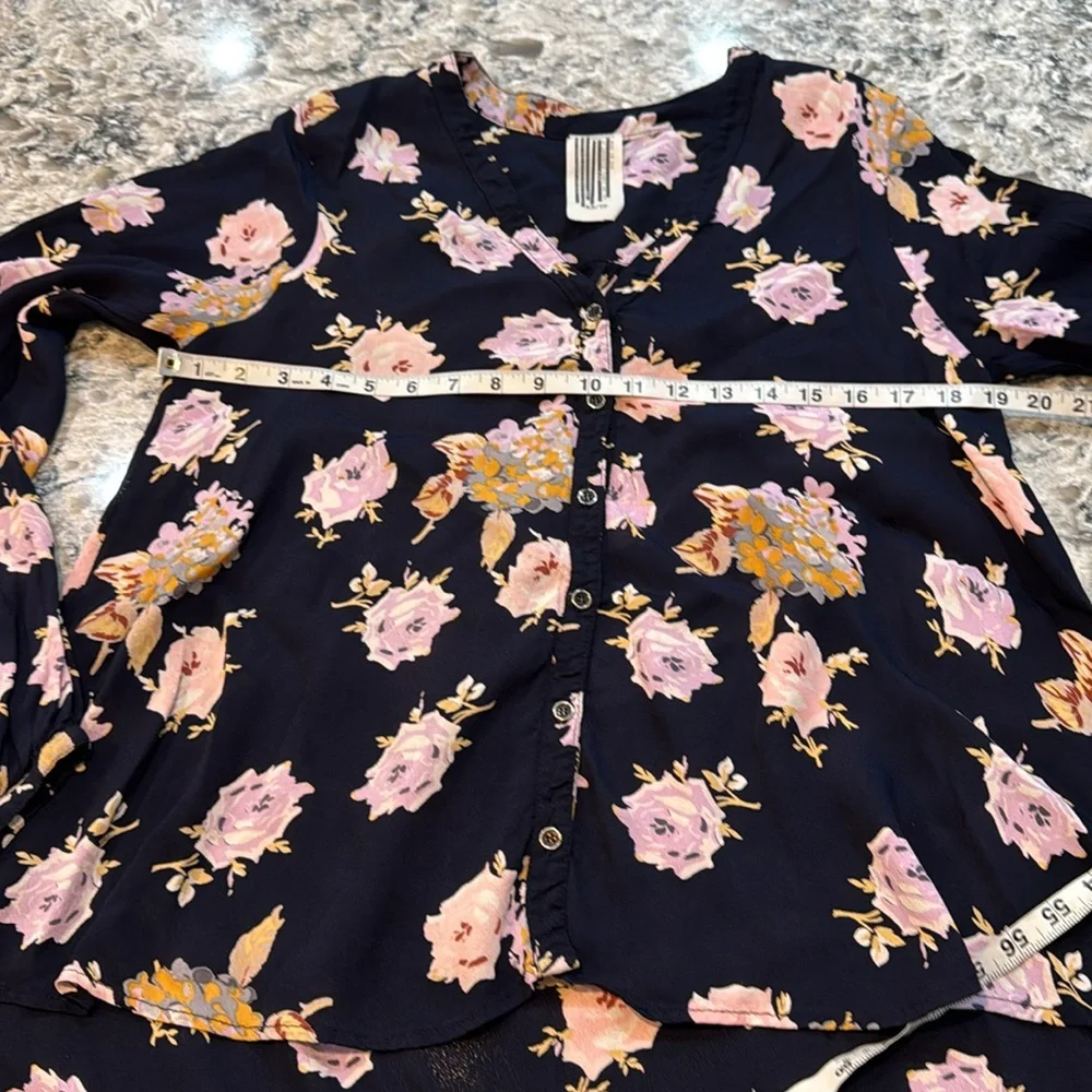 Free People Julia Floral Oversized High Low Blouse Navy Size XS NWOT